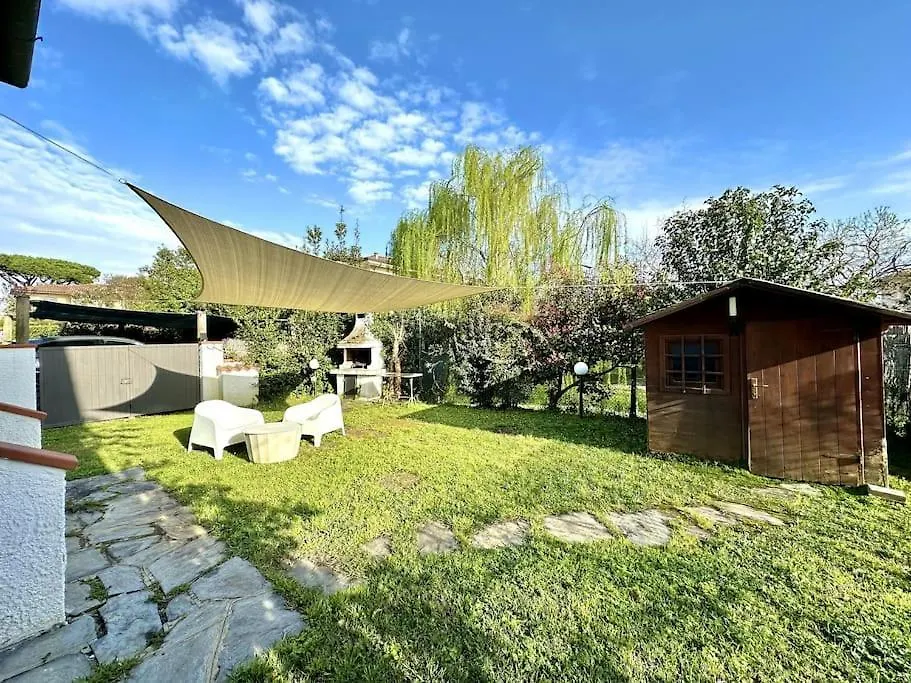 Villa Private Garden Next The Sea Marina di Pietrasanta