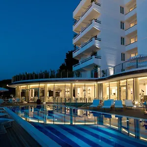 Mondial & Hotel