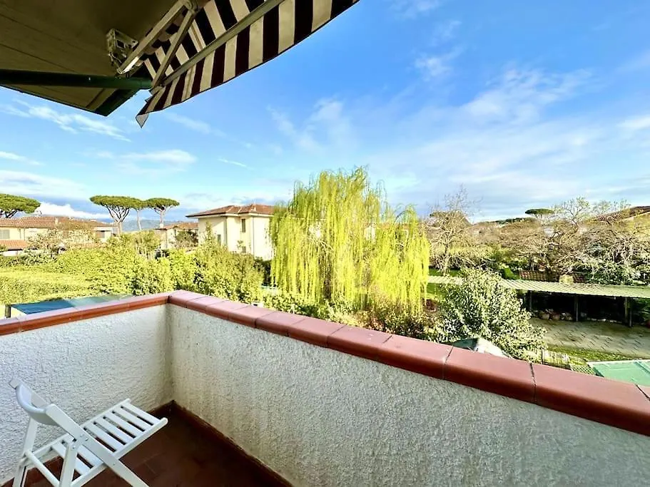 Holiday home Villa Private Garden Next The Sea Marina di Pietrasanta Italy